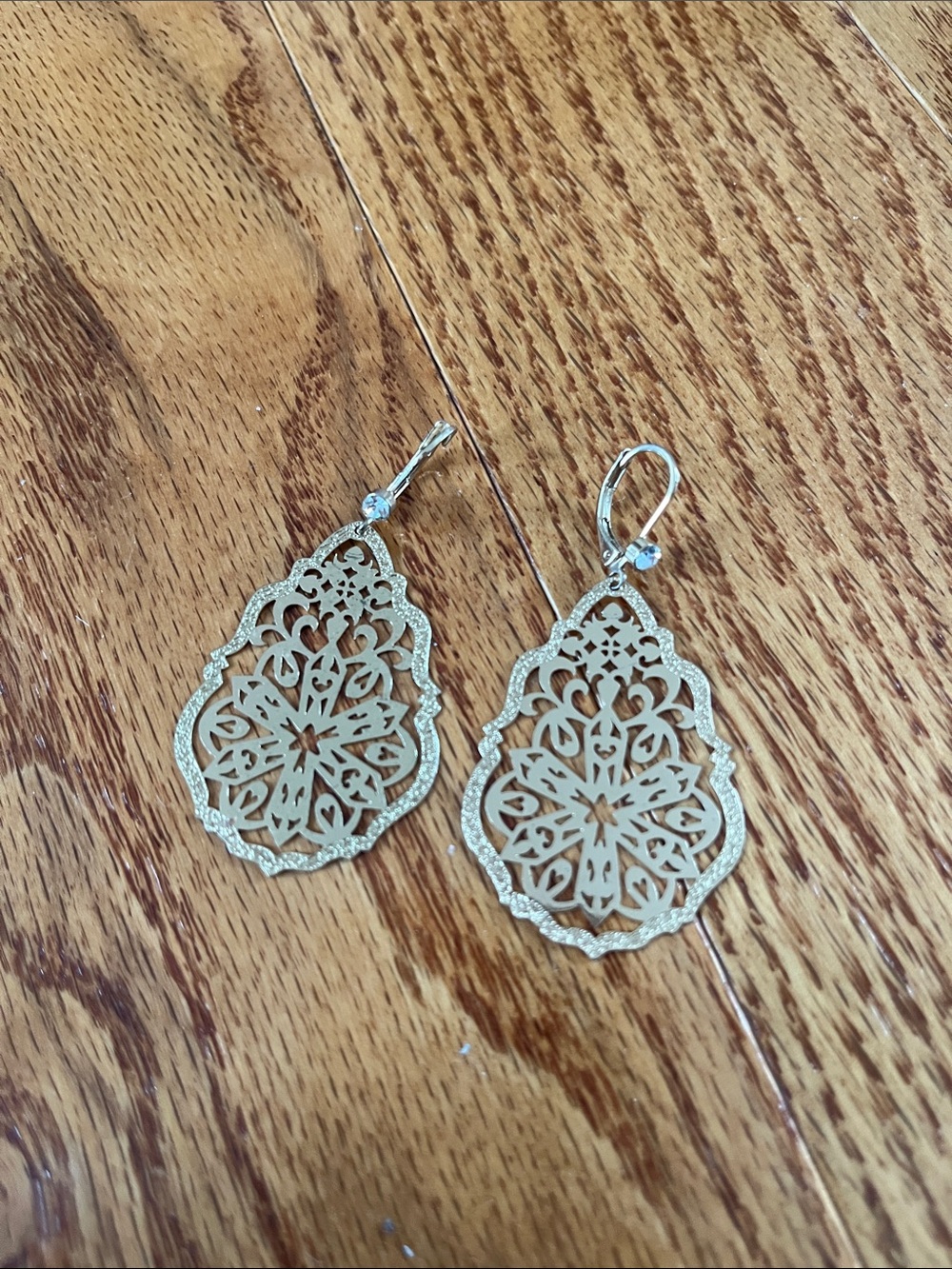 Gold Filigree Teardrop Dangle Earrings - Elegant Women Jewelry